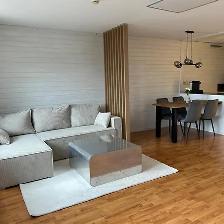 Panorama-apartment Im Schwarzwald I Terrasse & Pool Appartement